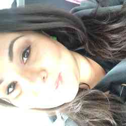 Single Turkish woman in New York, New York, United States