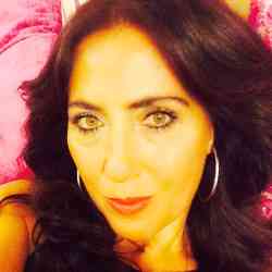 Single Turkish woman in London, United Kingdom