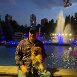 Single Turkish man in New York, New York, United States