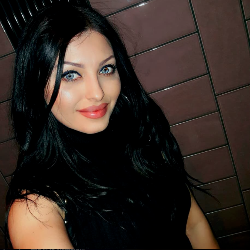 Single Turkish woman in Toronto, Ontario, Canada