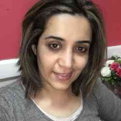 Single Turkish woman in New York, New York, United States