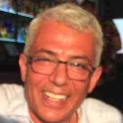 Single Turkish man in New York, New York, United States