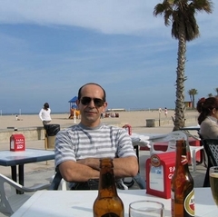 Single Armenian man in London, United Kingdom