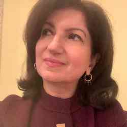 Single Armenian woman in Toronto, Ontario, Canada