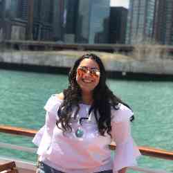 Single Armenian woman in Boston, Massachusetts, United States