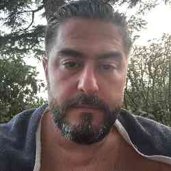 Single Armenian man in Paris, Île-de-France, France