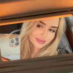 Single Armenian woman in Yerevan, Yerevan, Armenia