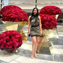 Single Armenian woman in Los Angeles, California, United States