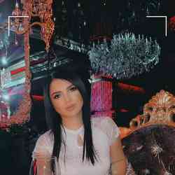 Single Armenian woman in Los Angeles, California, United States