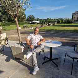 Single Armenian man in London, England, United Kingdom