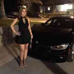 Single Armenian woman in Los Angeles, California, United States