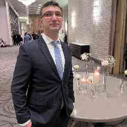 Single Armenian man in Toronto, Ontario, Canada