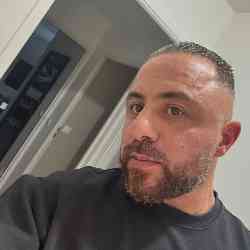 Single Armenian man in Paris, Île-de-France, France