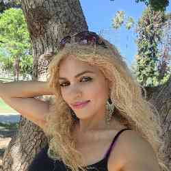 Single Armenian woman in Los Angeles, California, United States
