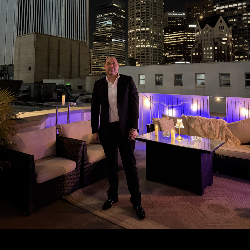 Single Armenian man in Los Angeles, California, United States