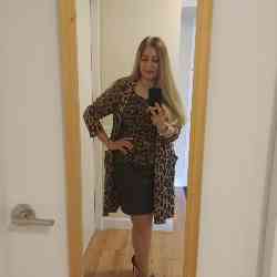 Single Armenian woman in Toronto, ON, Canada