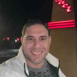 Single Armenian man in New York, NY, United States