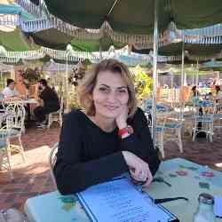 Single Armenian woman in New York, NY, United States