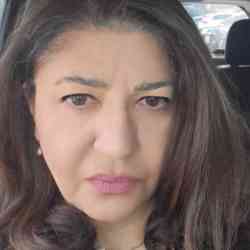 Single Armenian woman in Toronto, Ontario, Canada