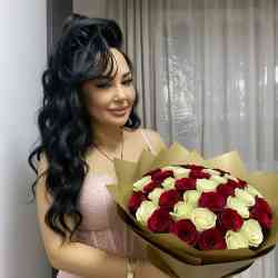 Single Armenian woman in Yerevan, Армения, Armenia