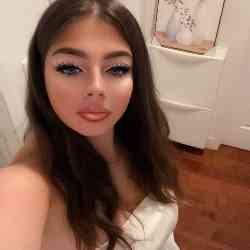 Single Armenian woman in Los Angeles, CA, United States