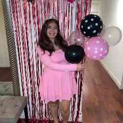 Single Armenian woman in Los Angeles, CA, United States