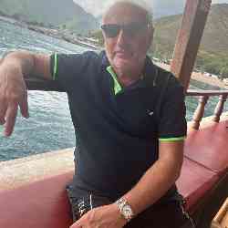 Single Armenian man in New York, NY, United States