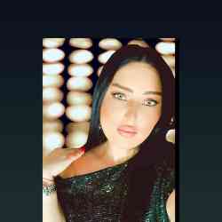 Single Armenian woman in Yerevan, Армения, Armenia