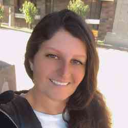 Single Armenian woman in Yerevan, Армения, Armenia