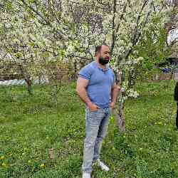 Single Armenian man in Yerevan, Yerevan, Armenia