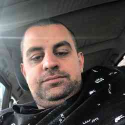 Single Armenian man in Paris, France, France