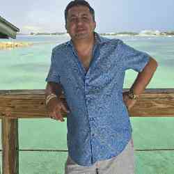 Single Armenian man in Glendale, California, United States