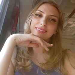 Single Armenian woman in Yerevan, Армения, Armenia