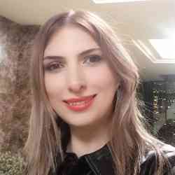 Single Armenian woman in Yerevan, Армения, Armenia