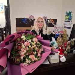 Single Armenian woman in Yerevan, Армения, Armenia