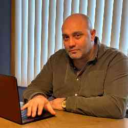 Single Armenian man in New York, NY, United States