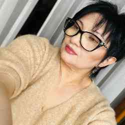 Single Armenian woman in Yerevan, Armenia, Armenia