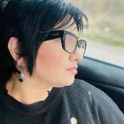 Single Armenian woman in Yerevan, Armenia, Armenia