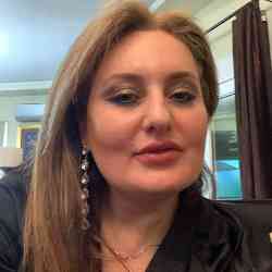 Single Armenian woman in Yerevan, Armenia, Armenia