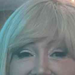 Single Armenian woman in Glendale, California, United States