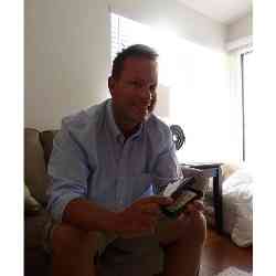 Single Armenian man in New York, 纽约, United States