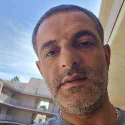 Single Armenian man in Los Angeles, Կալիֆոռնիա, United States