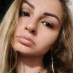 Single Armenian woman in Yerevan, Armenia, Armenia