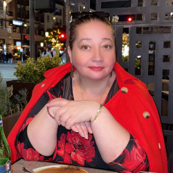 Single Armenian woman in Los Angeles, CA, United States