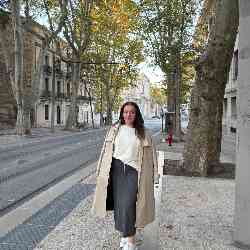 Single Armenian woman in Paris, France, France