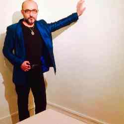 Single Armenian man in Paris, France, France