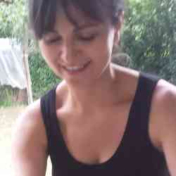 Single Armenian woman in Ereván, Армения, Armenia