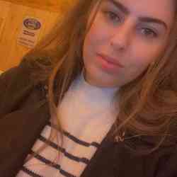 Single Armenian woman in Lyon, France, France