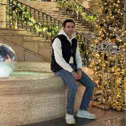 Single Armenian man in Agoura Hills, California, United States