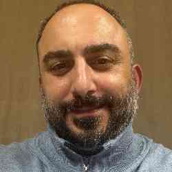 Single Armenian man in Los Angeles, California, United States